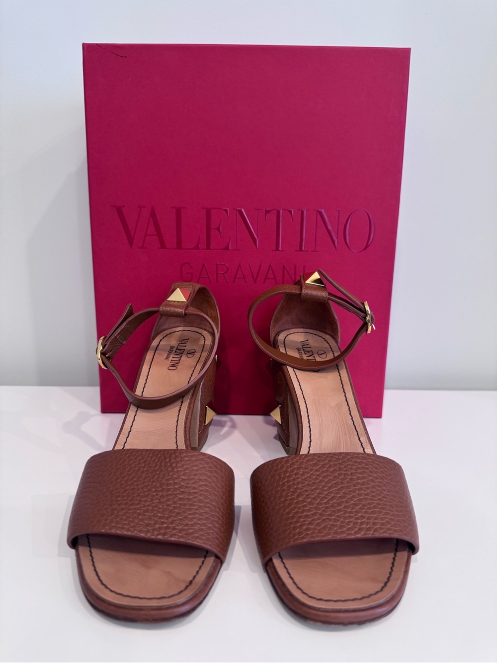 VALENTINO Rockstud Accents Brown Leather Sandals